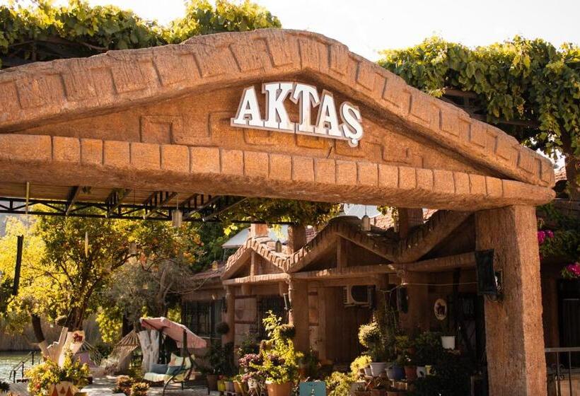 住宿加早餐  Aktaş Butik