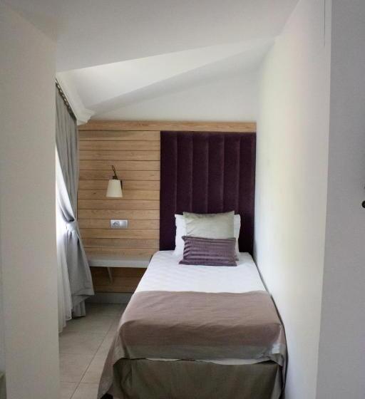 住宿加早餐  Aktaş Butik