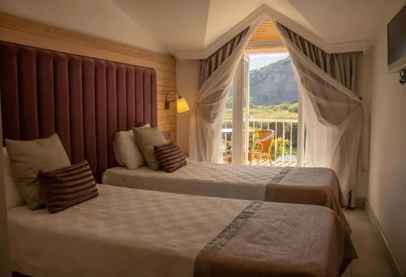 Aamiaismajoitus (B&B) Aktaş Butik