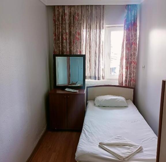 مبيت وإفطار şirin Apart