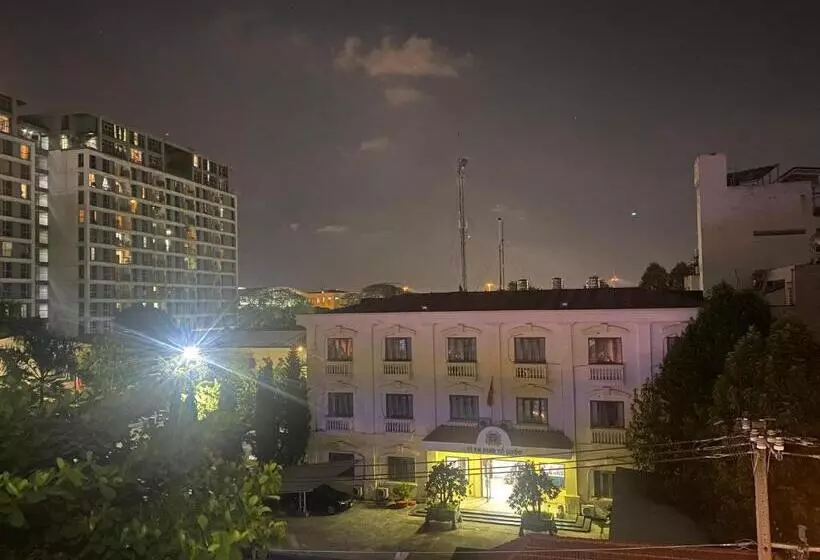 هتل کپسول Start House Capsule 5 Min Walk To The Airport