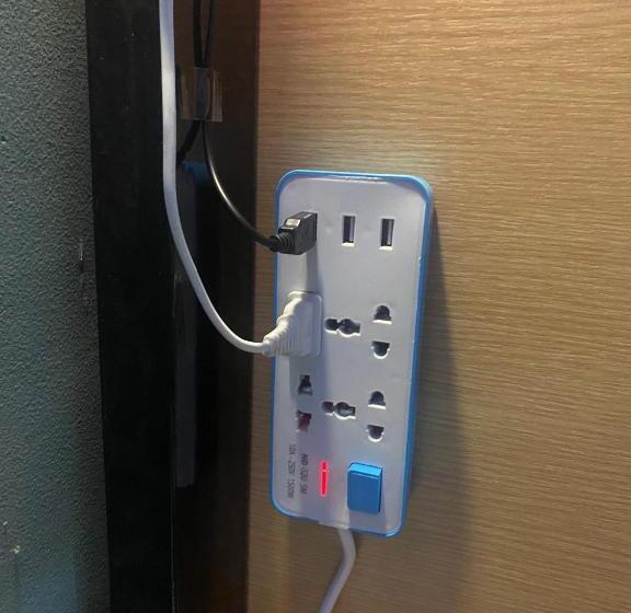 هتل کپسول Start House Capsule 5 Min Walk To The Airport