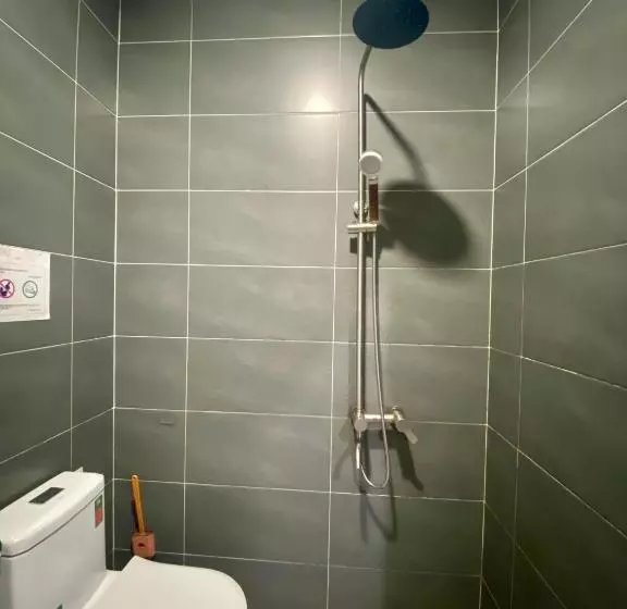 هتل کپسول Start House Capsule 5 Min Walk To The Airport