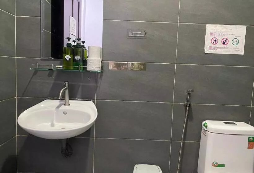 هتل کپسول Start House Capsule 5 Min Walk To The Airport