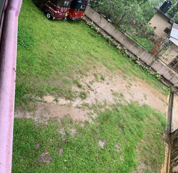 Paramount Hotel Pussellawa