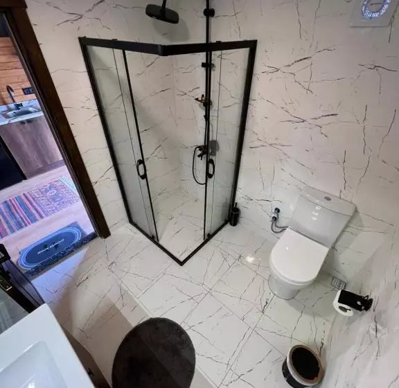 تختخواب و صبحانه Defne Bungalow Yomra