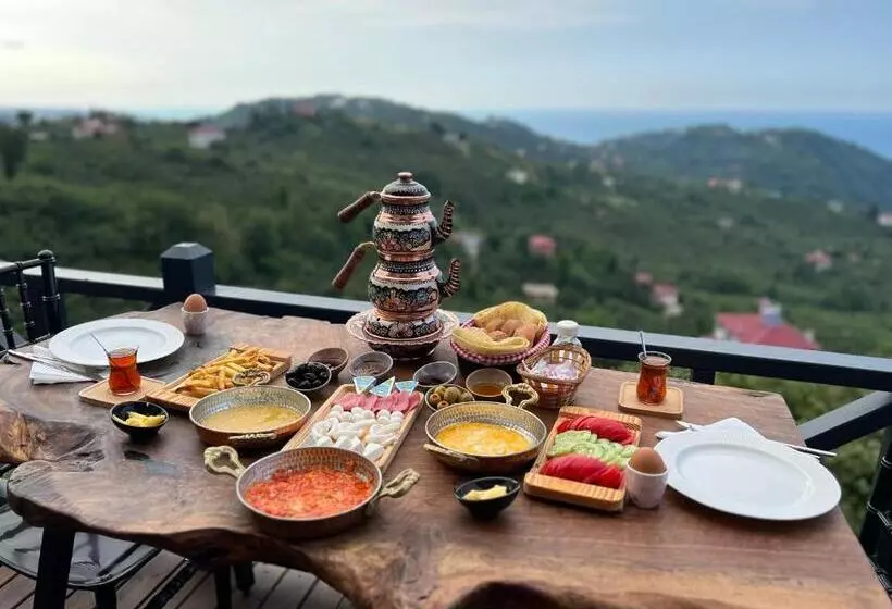 تختخواب و صبحانه Defne Bungalow Yomra