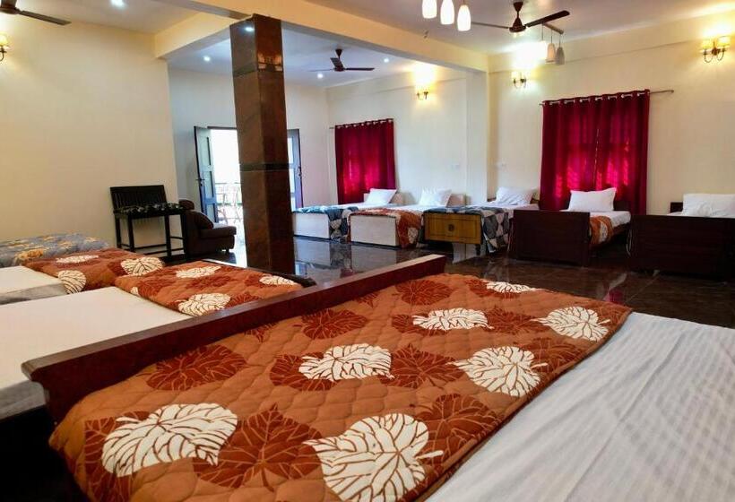 Hotel Forest View Resort