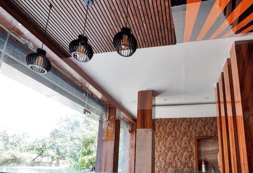 Oyo Flagship Hotel Prince Inn And Banquet Hall