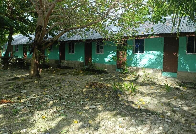 Hostel Magic S Place Beach Resort