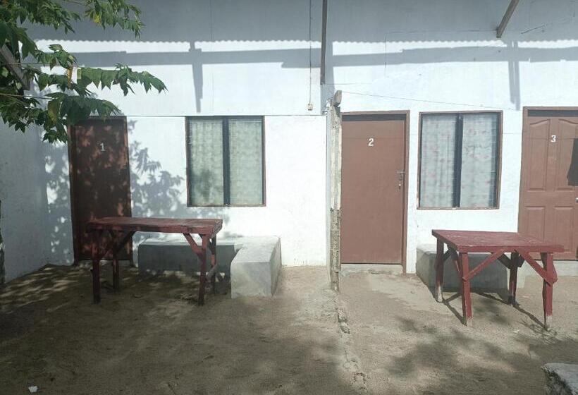 Hostel Magic S Place Beach Resort