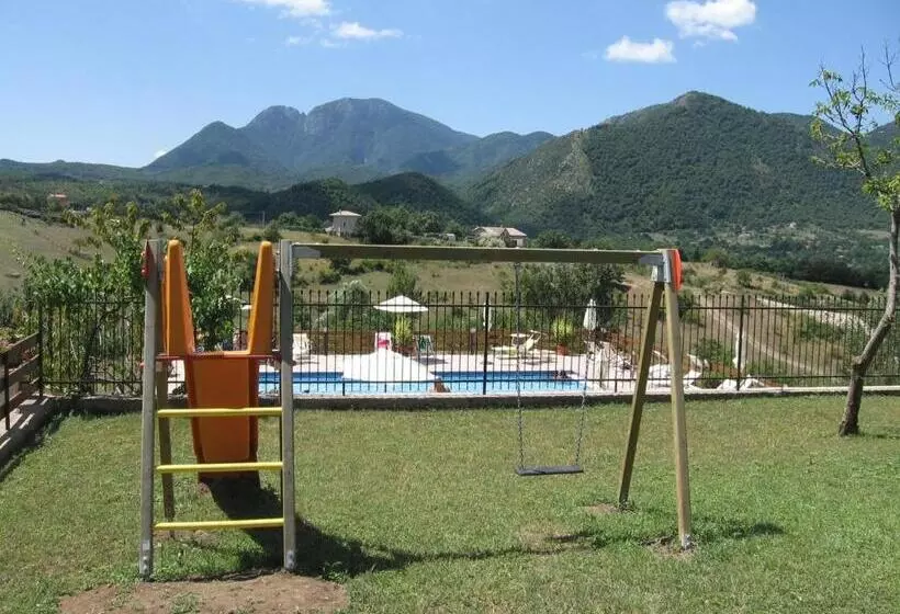 ホテル Agriturismo Il Tuccanese Di Russo Gerardo