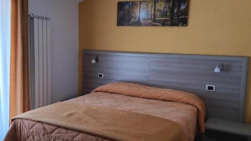 酒店 Agriturismo Il Tuccanese Di Russo Gerardo