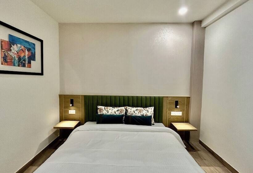 Hotel Limon & Banquet Sector 29, Gurgaon