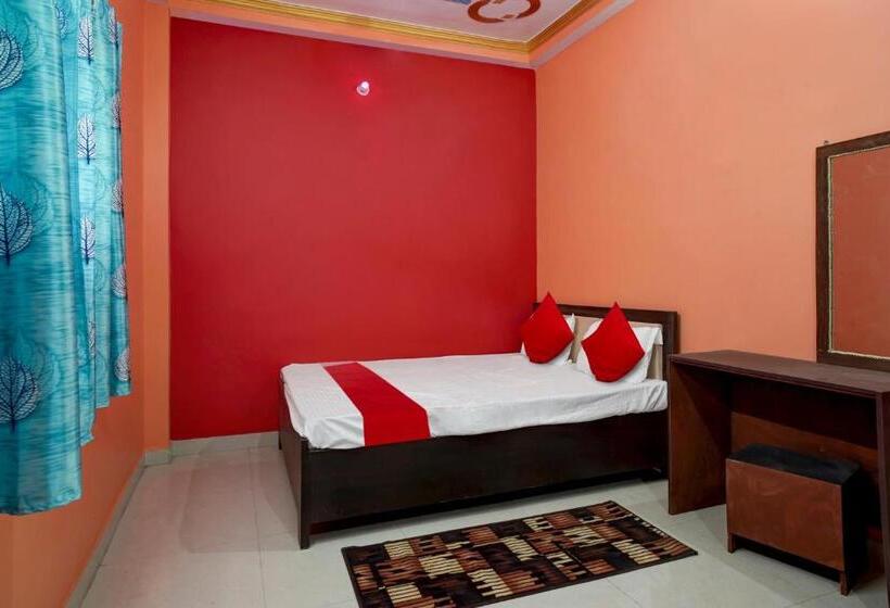 Oyo Flagship 81455 Hotel Rm