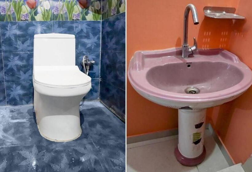 Oyo Flagship 81455 Hotel Rm