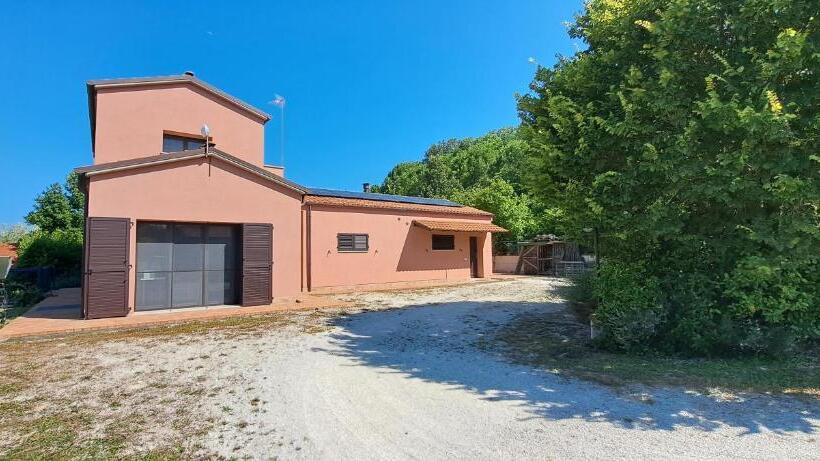 פנסיון Papaveri Del Conero Affittacamere