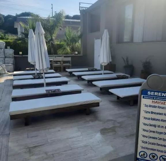 Seren Otel çeşme