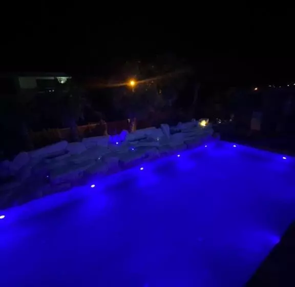 Seren Otel çeşme