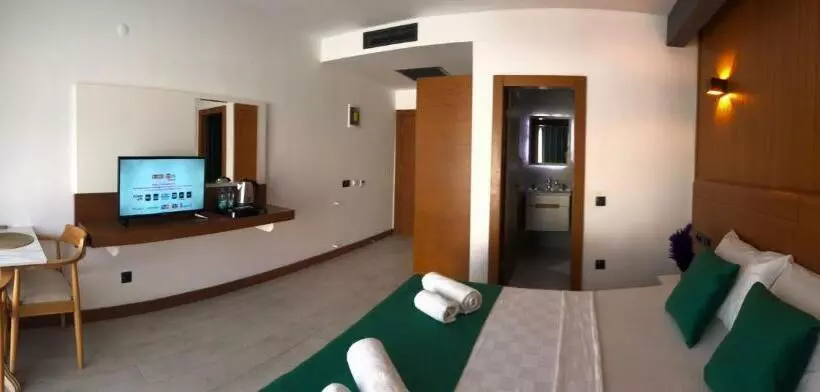 Seren Otel çeşme