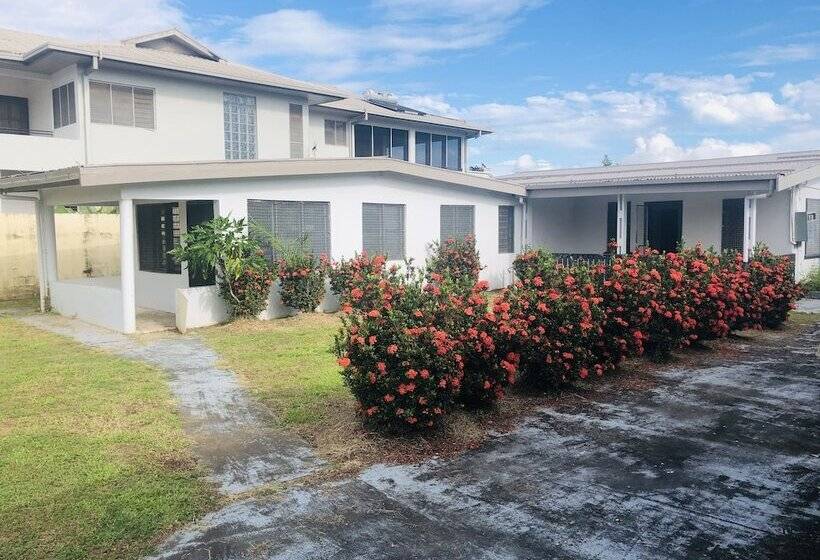 The Ideal Bed & Breakfast