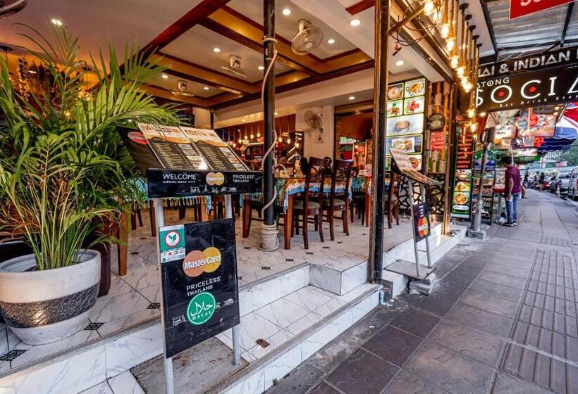 Общежитие Patong Social Hotel & Restaurant