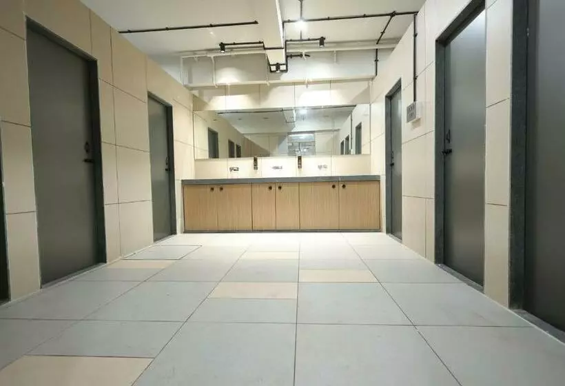 ユースホステル Purohit Luxurious Ac Dormitory