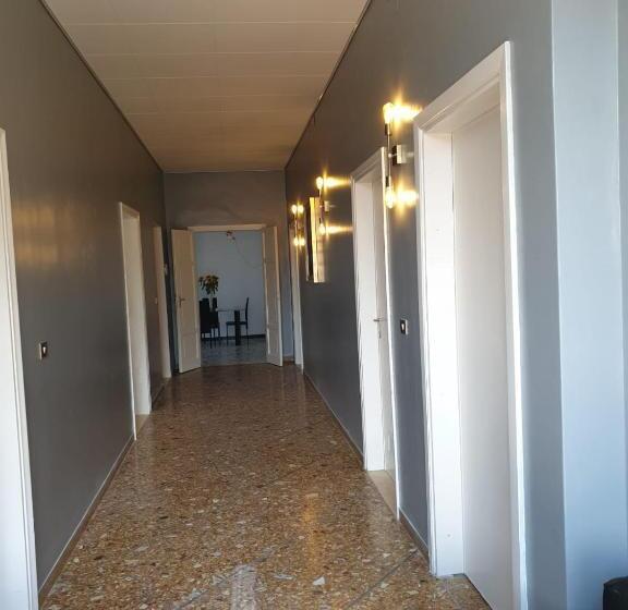 تختخواب و صبحانه Camere King