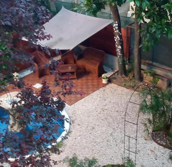 تختخواب و صبحانه Camere King