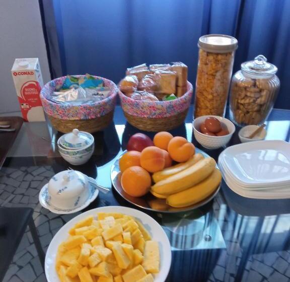 تختخواب و صبحانه Camere King