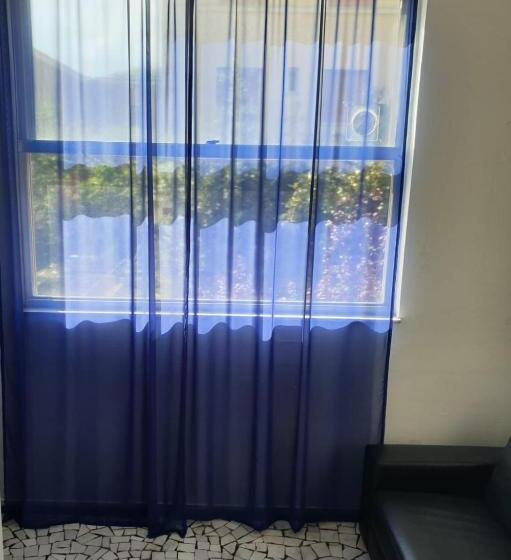 تختخواب و صبحانه Camere King