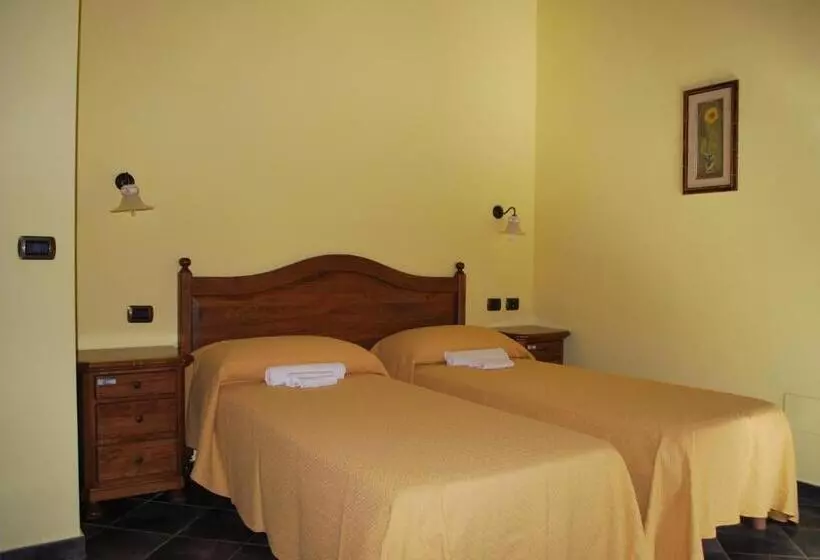 ホテル Agriturismo Roseto