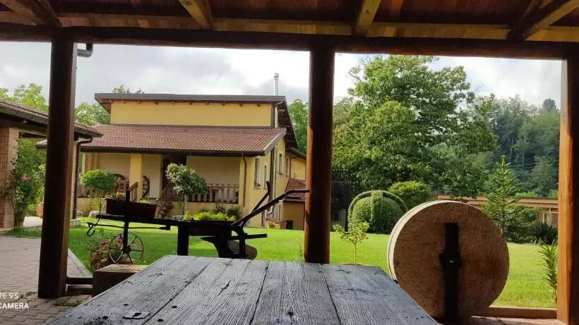 ホテル Agriturismo Roseto
