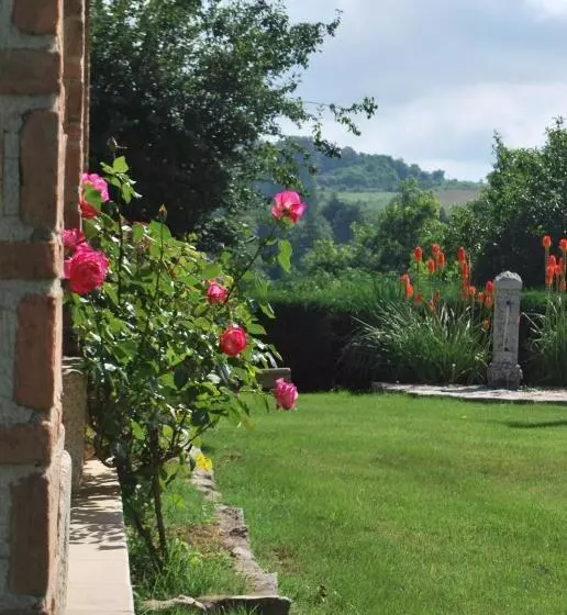 ホテル Agriturismo Roseto