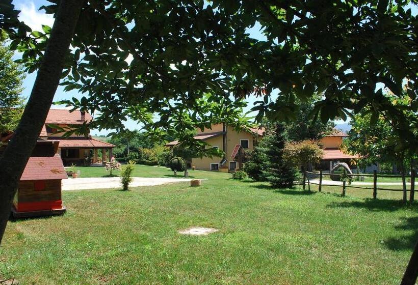 فندق Agriturismo Roseto