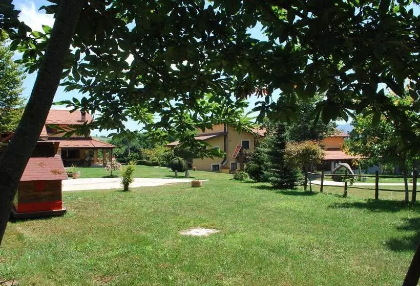 ホテル Agriturismo Roseto
