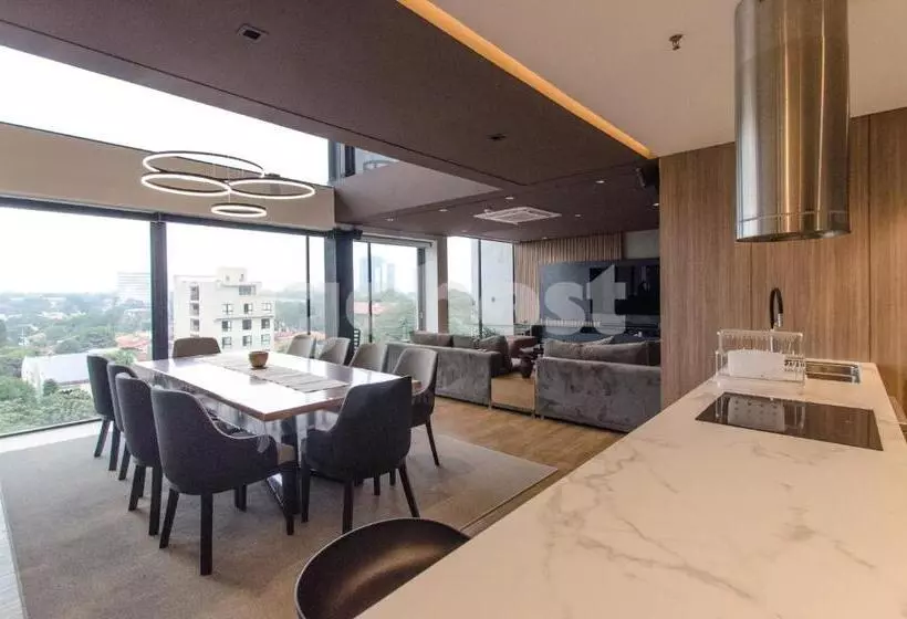 هتل Exclusive And Luxurious Penthouse In Herrera