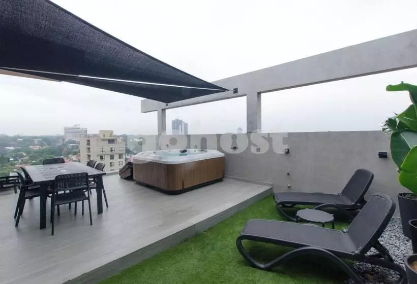 هتل Exclusive And Luxurious Penthouse In Herrera