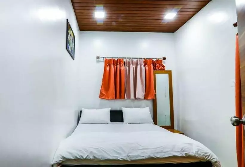 Hotelli Kaas Woods Resort, Satara