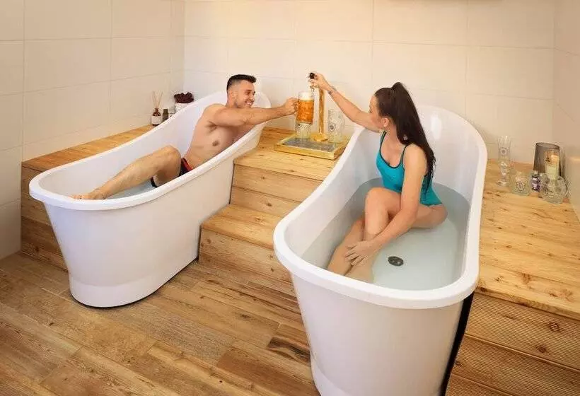 Hotelli Pivovar Rožmberk