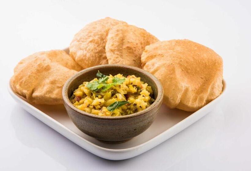 Hotelli Pop Radhe Oyo