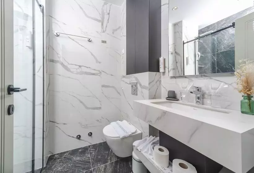 هتل Regent Resort Budva