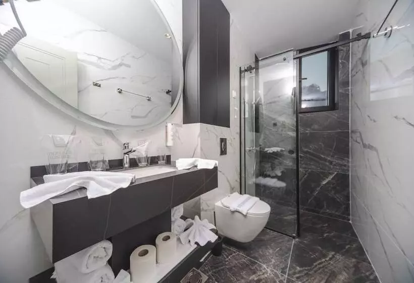 هتل Regent Resort Budva