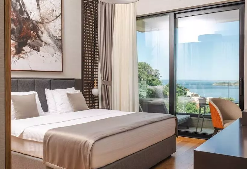 هتل Regent Resort Budva