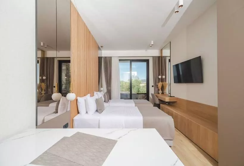 هتل Regent Resort Budva