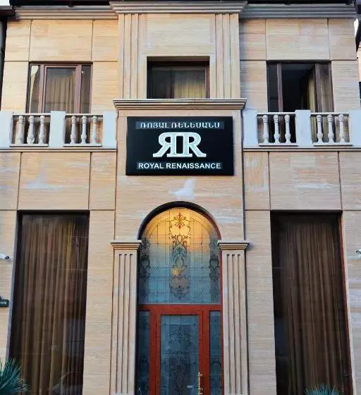 هتل Royal Renaissance