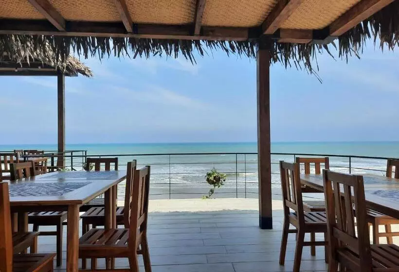 ホテル Jama Campay   Homes Resort & Spa