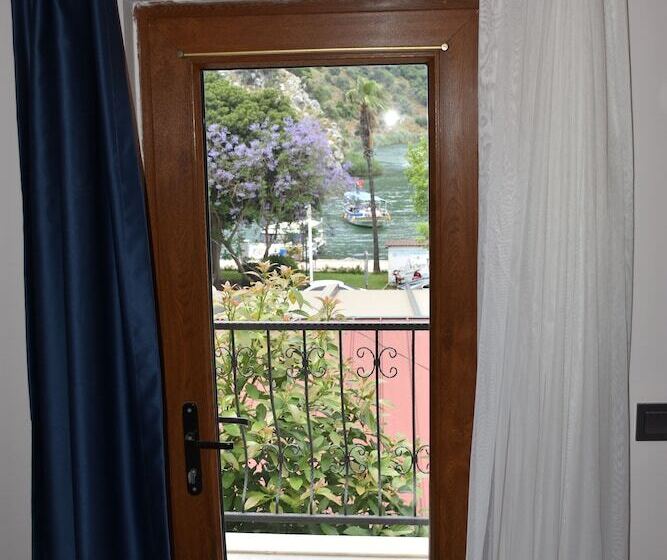 酒店 La Sorella Butik