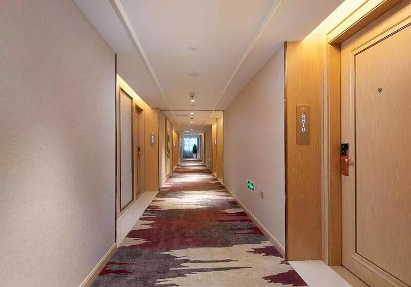 Vienna Hotel Hunan Shaoyang Longhui Bus Station