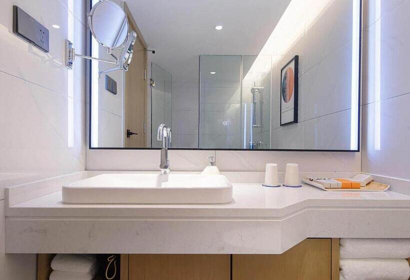 Kyriad Marvelous Hotel Henan Xinyang Pingqiao Plaza